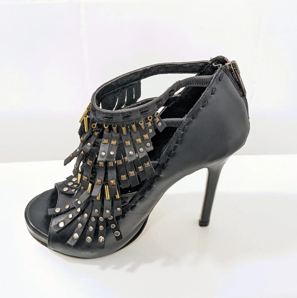 Leather heels by Aldo